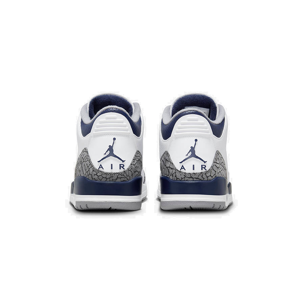 Air Jordan 3 Retro Midnight Navy Sneaker