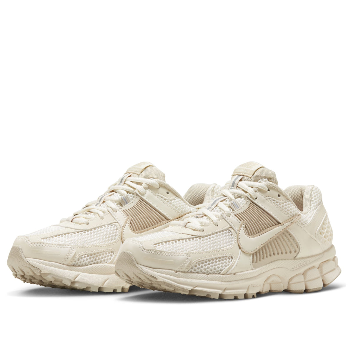 Nike Women's Zoom Vomero 5 Sail Light Orewood Brown Sneaker
