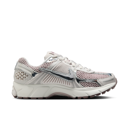 Nike Women's Zoom Vomero 5 Metallic Silver Platinum Violet Sneaker