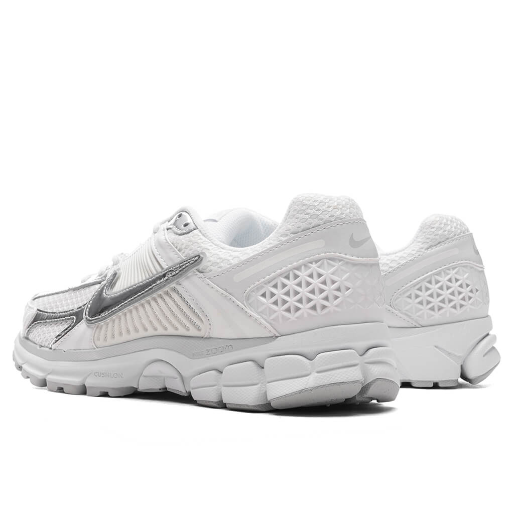 Nike Women's Zoom Vomero 5 Chrome Toe Sneaker