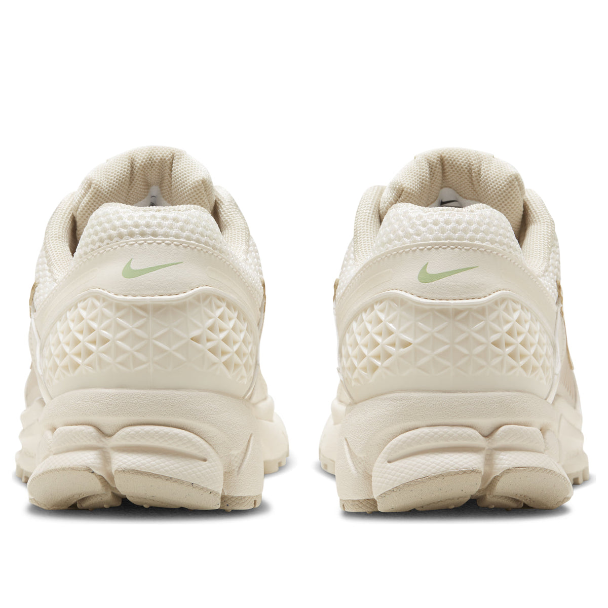 Nike Women's Zoom Vomero 5 Sail Light Orewood Brown Sneaker