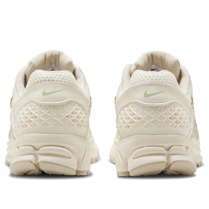 Nike Women's Zoom Vomero 5 Sail Light Orewood Brown Sneaker