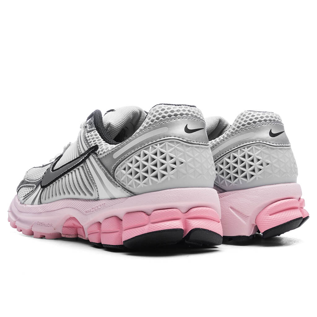 Nike Women's Zoom Vomero 5 Photon Dust Pink Foam Sneaker