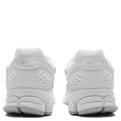Nike Women's Zoom Vomero 5 Chrome Toe Sneaker