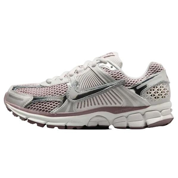 Nike Women's Zoom Vomero 5 Metallic Silver Platinum Violet Sneaker