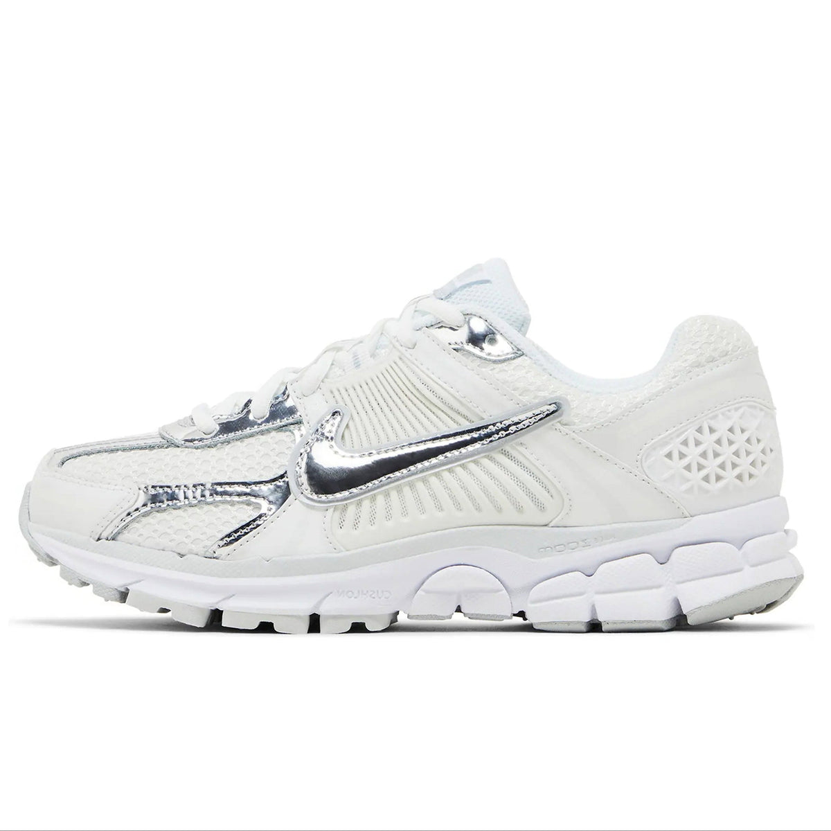 Nike Women's Zoom Vomero 5 Chrome Toe Sneaker